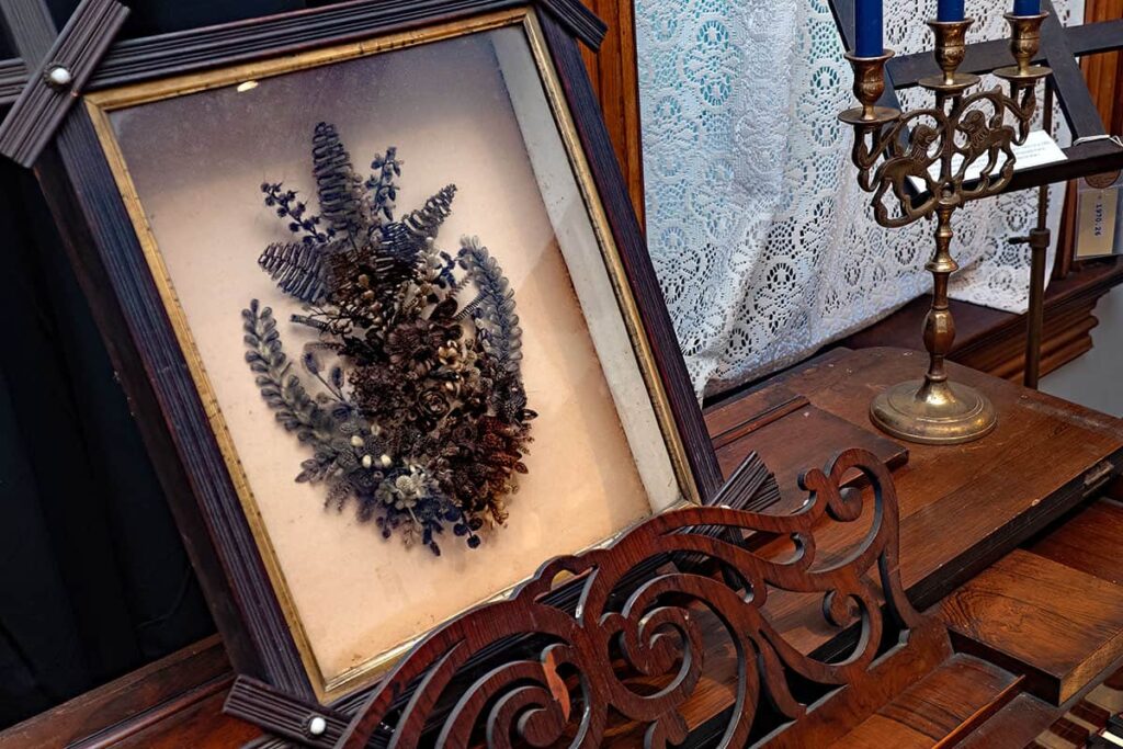 Victorian mourning hair art piece